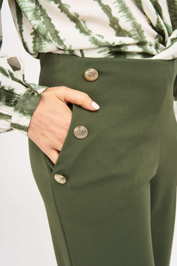 pantalon bouton kaki