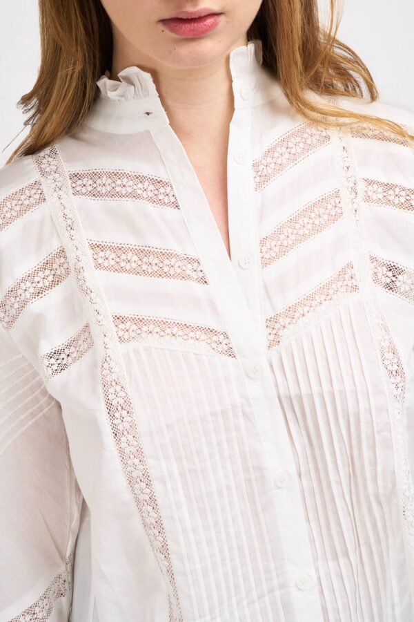 Blouse dentelle brodée