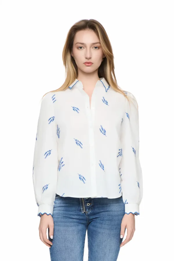 Chemise en coton brodée