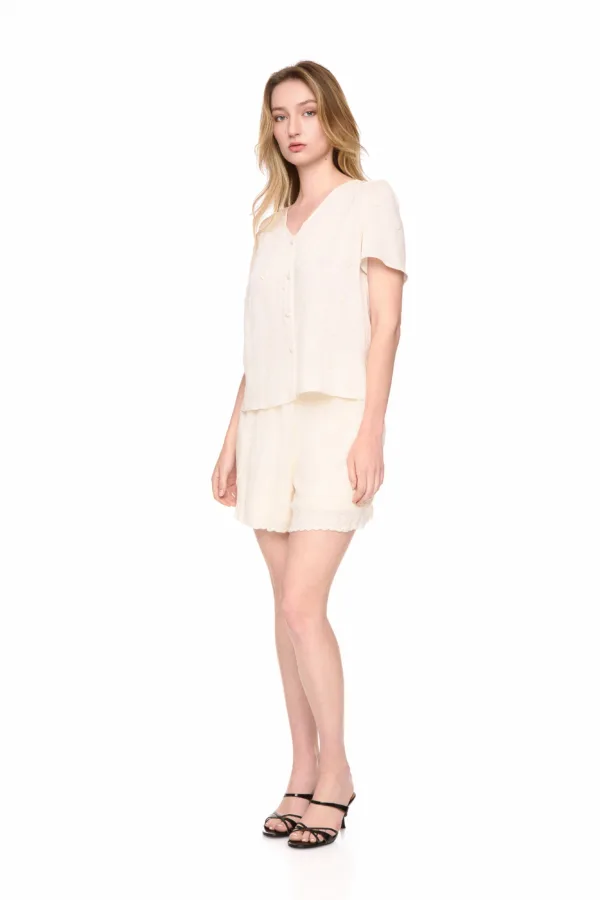 Short brodé